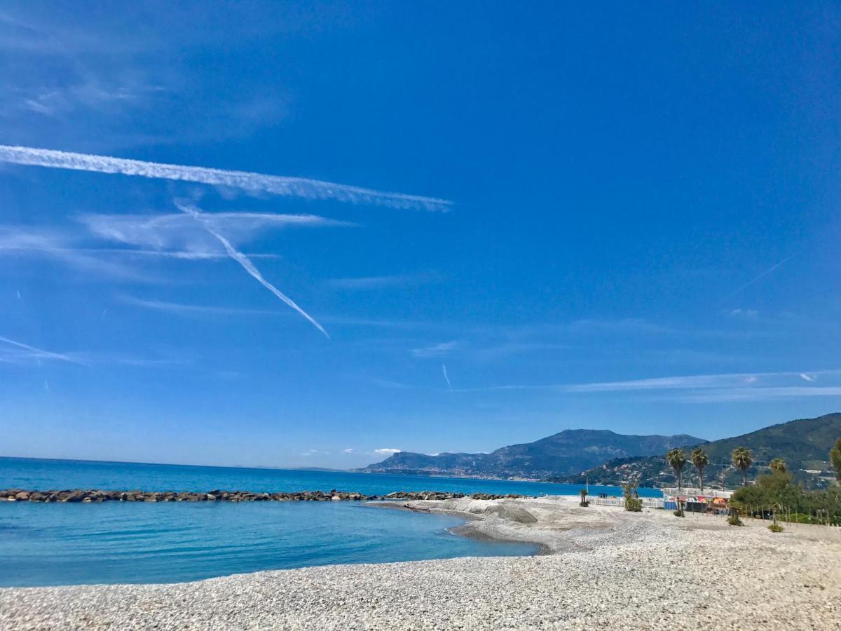 White Sand Ventimiglia Luaran gambar